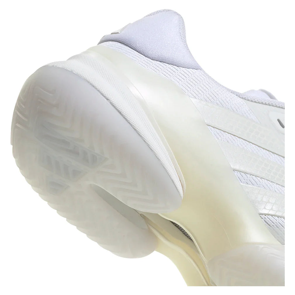 Women's Barricade 14 Tennis Shoes Core White and Zero Metallic