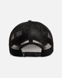 Von Dutch Worn Out Trucker Snapback Hat Washed Black
