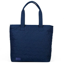Women's Tennis Court Carryall Tote-Bags-Ame and Lulu-114259-DEFAULT-L-1-[Sku]-Tennis Express