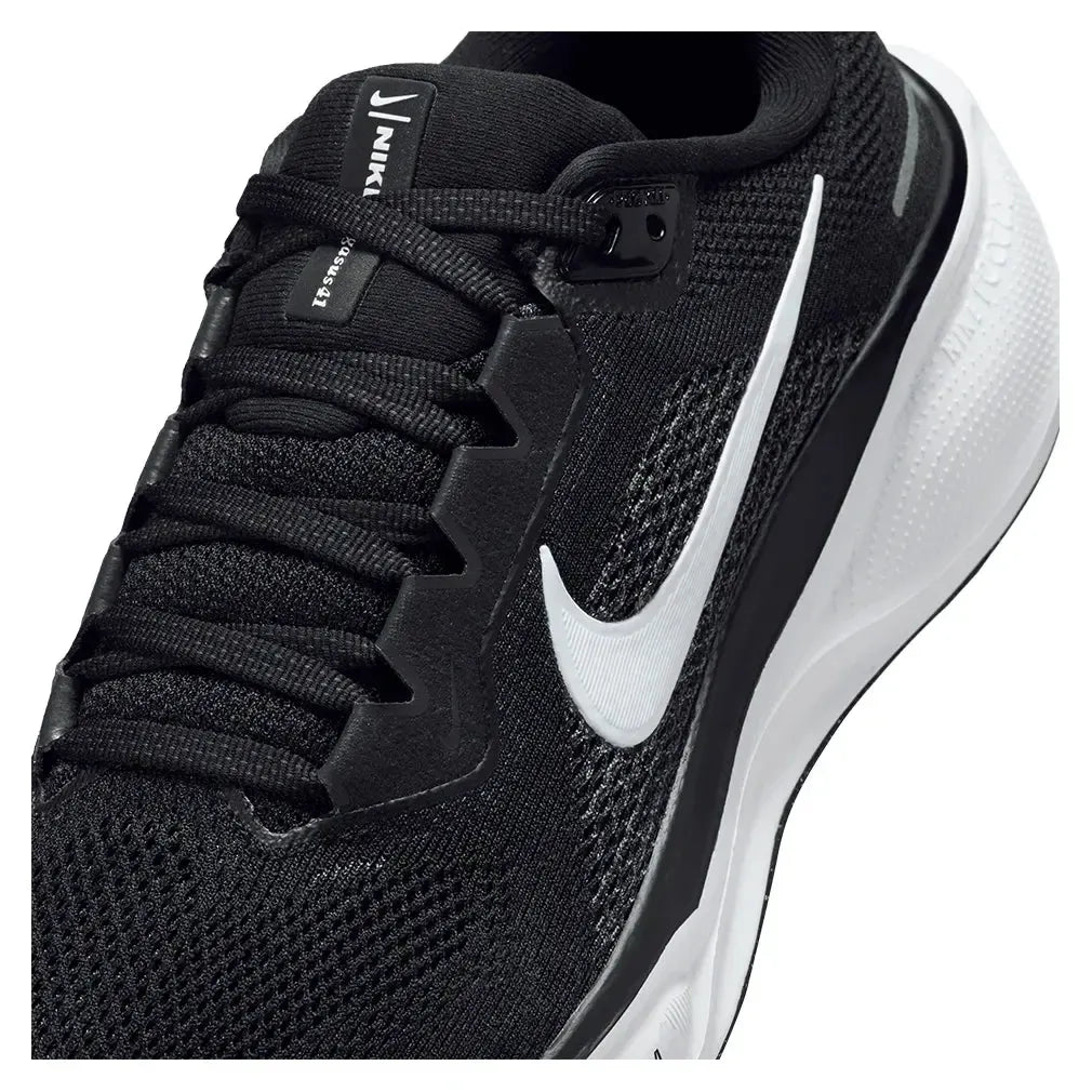 Women's Pegasus 41 Running Shoes Black and White