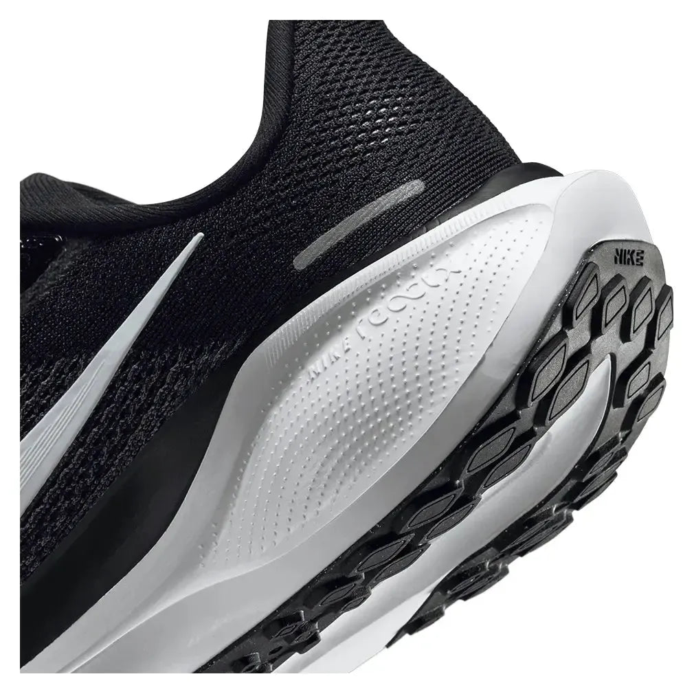 Women's Pegasus 41 Running Shoes Black and White
