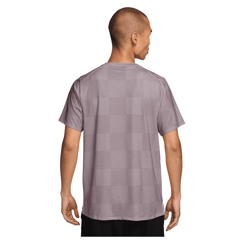 Men's Court Dri-FIT Advantage Print Tennis Top Lt Violet Ore and Black
