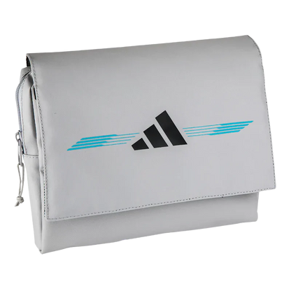 Neceser Adidas White 3.4 Martita Ortega 2025