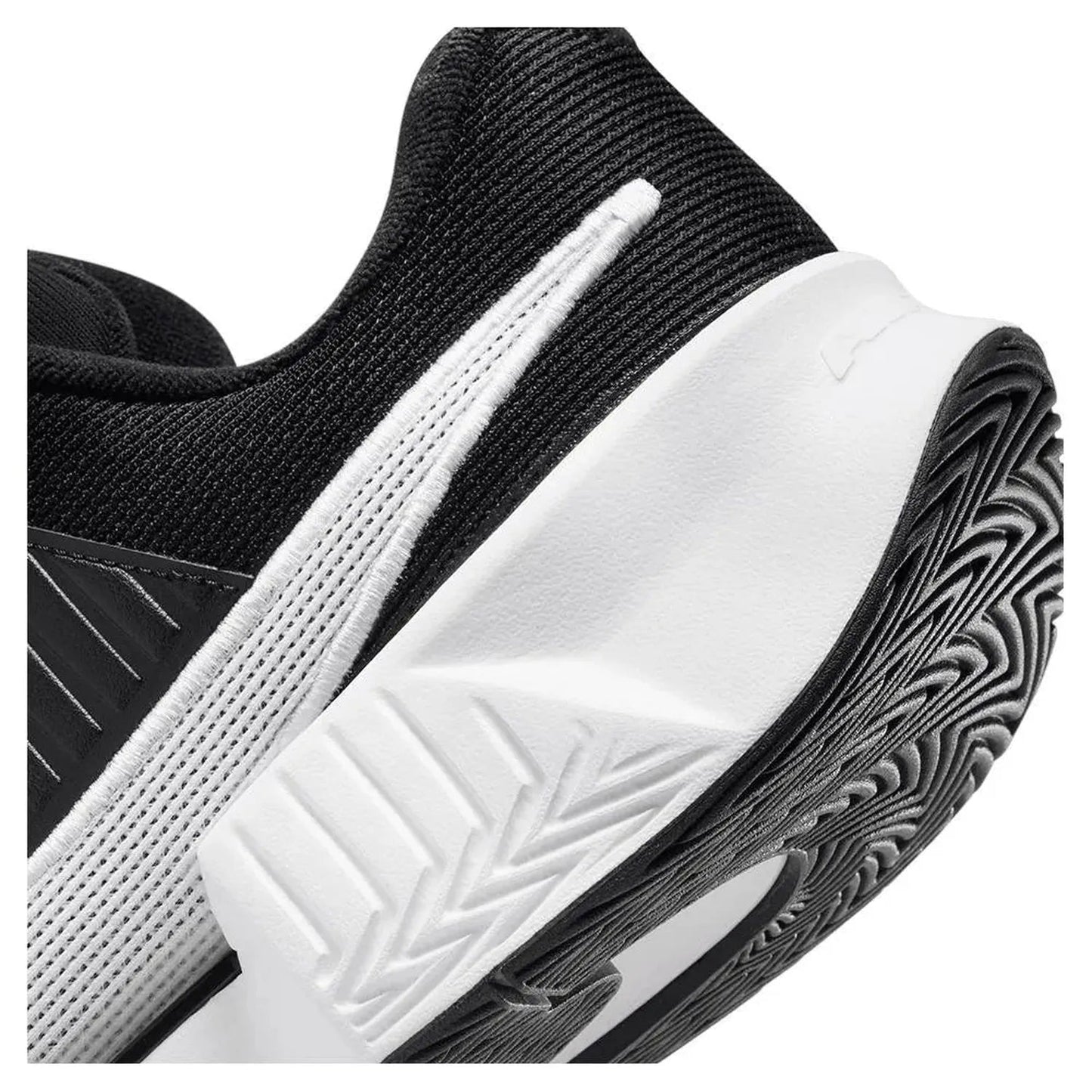 Men's GP Challenge Pro Tennis Shoes Black and WhiteTienda Tennis